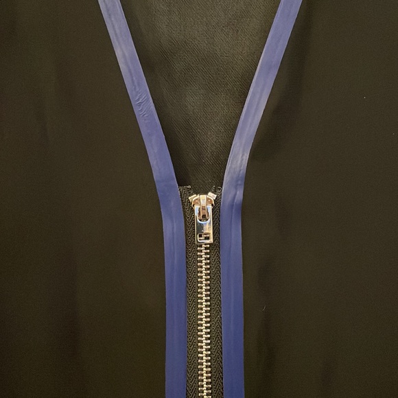 Bimba y Lola cut out zipper top - Picture 3 of 4